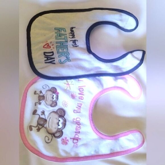 JUICY COUTURE BIBS BABY LOT SEVEN PUMA & more! 7 NEW & GENTLY USED Girls - Picture 10 of 14